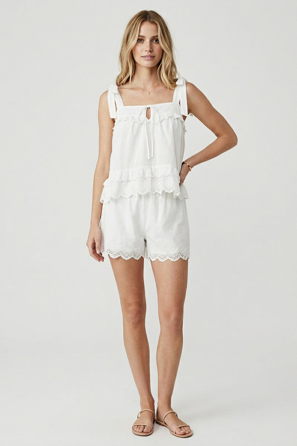 White Scallop Dream Set
