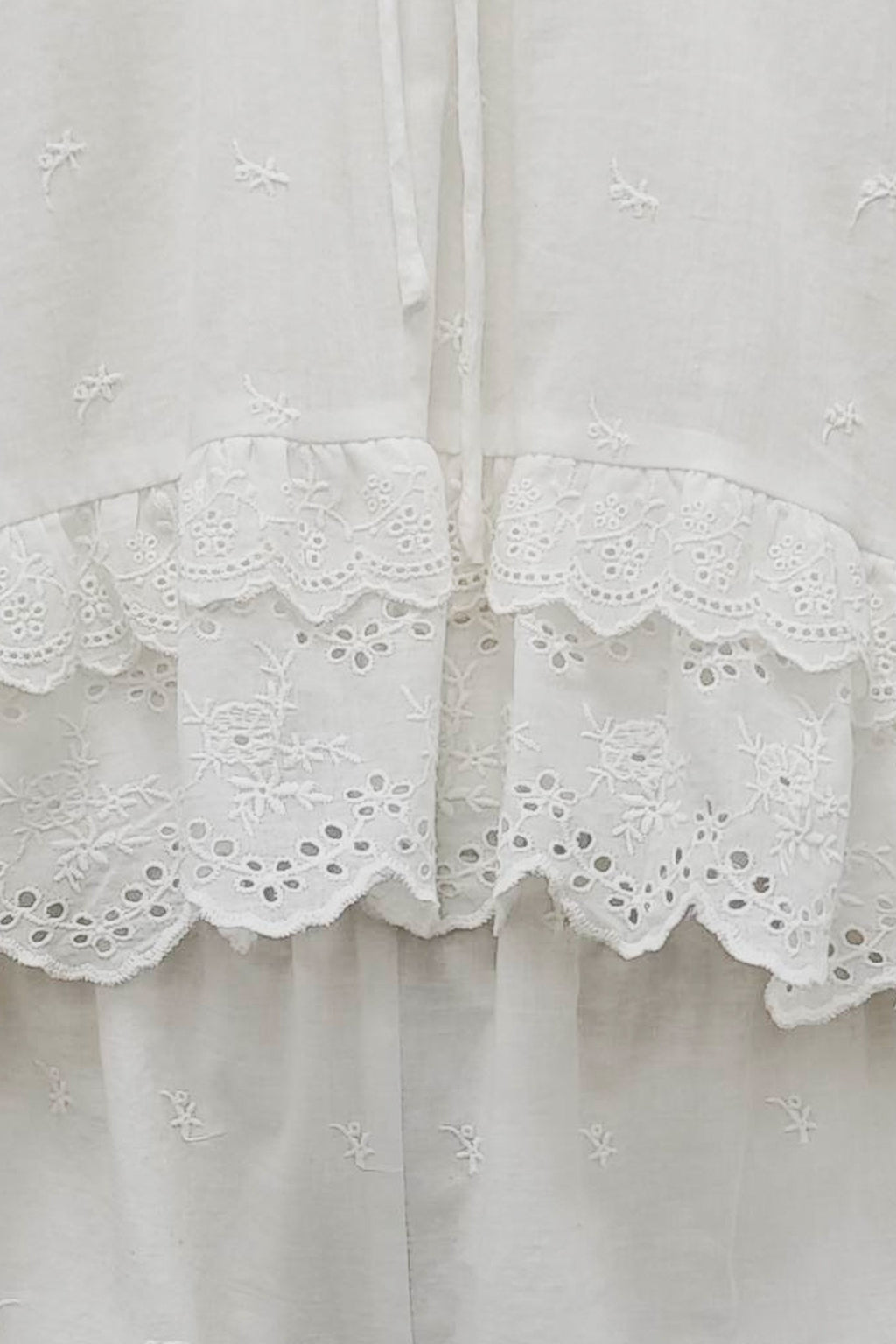 White Scallop Dream Set