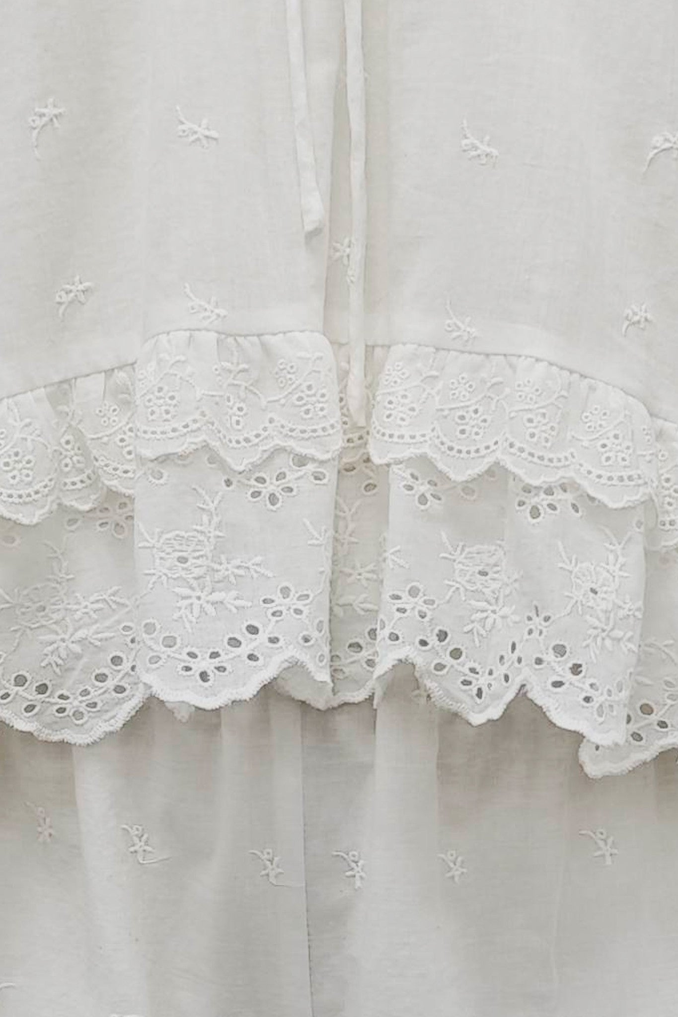 White Scallop Dream Set
